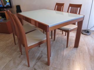 TAVOLO CALLIGARIS IN CILIEGIO CON 4 SEDIE