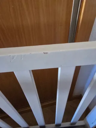 Cuna blanca con colchón de invierno y verano!