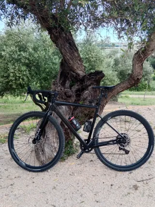 Bici Gravel Megamo Jakar Negra negociable