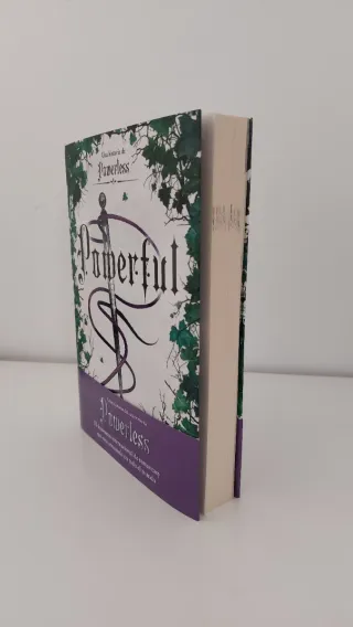 Powerful. Una historia de Powerless.