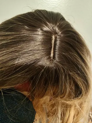 Peluca rubia ondulada