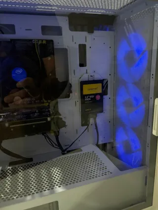 Torre Gaming i5 Blanca Como Nueva