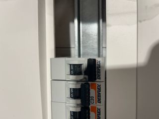 DEBFLEX - Armario eléctrico preequipado