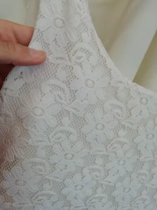 Vestido encaje beige talla M