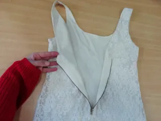 Vestido encaje beige talla M