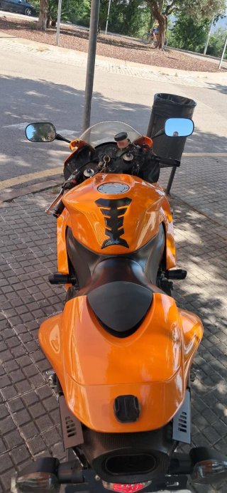 Honda CBR 600 RR Naranja