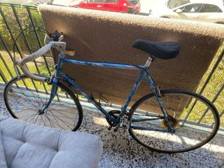 Bicicleta de carretera clásica – Estilo vintage /