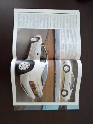 Supercars Lotus Esprit Turbo