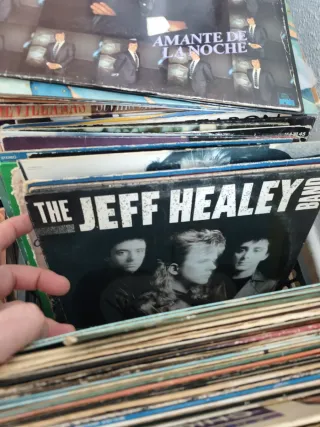 Lote 300 vinilos variados