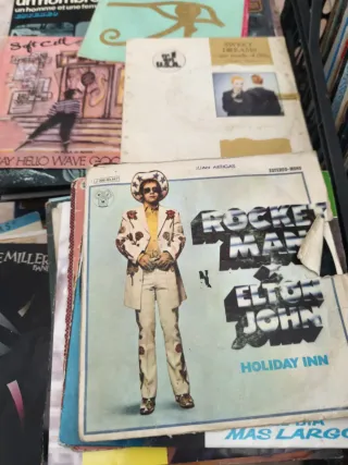 Lote 300 vinilos variados