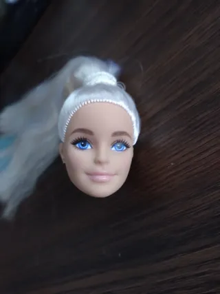 Testa Barbie Extra