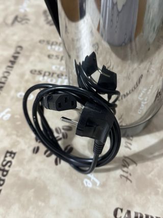 Cafetera Percoladora Eléctrica Salton Inox 1.2L