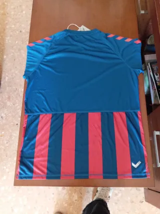 Camiseta Hummel hombre rayas azul/rojo con etiquet