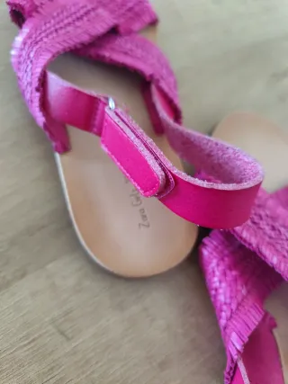 Sandalias Zara Niña Fucsia