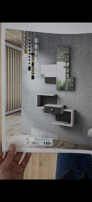 Mobile ingresso con specchio e cassetto