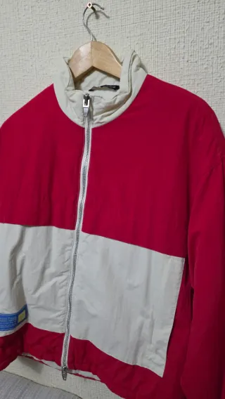 Chaqueta Zara Roja y Blanca Talla L