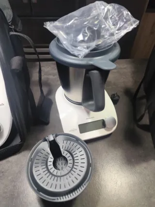 SE VENDEN VARIOS THERMOMIX'S TM6 Y FRIEND