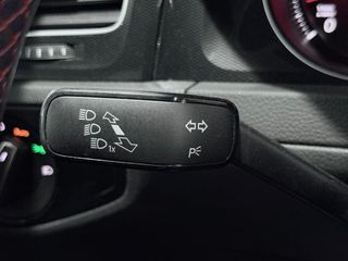 Volkswagen Golf GTI 2.0 TSI 220 5p