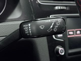 Volkswagen Golf GTI 2.0 TSI 220 5p