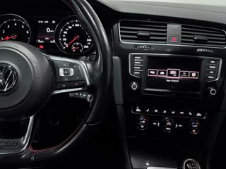 Volkswagen Golf GTI 2.0 TSI 220 5p