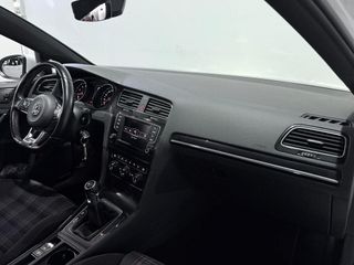 Volkswagen Golf GTI 2.0 TSI 220 5p