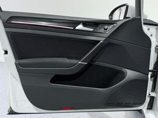 Volkswagen Golf GTI 2.0 TSI 220 5p