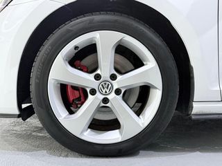 Volkswagen Golf GTI 2.0 TSI 220 5p