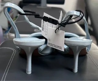 Zapatos Zara Talla 36 Azul Nuevos