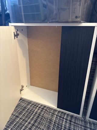 Mueble salón blanco y negro