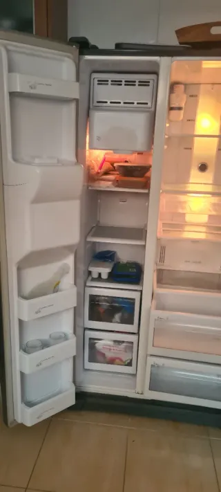 Nevera tipo americana