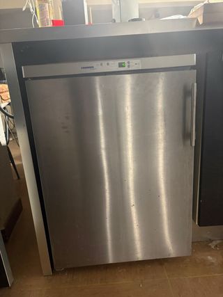 Nevera Liebherr 85x60