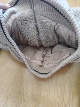 Chaqueta peluche Bershka beige