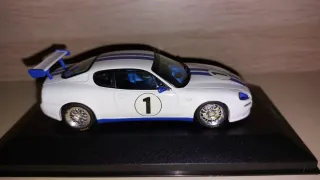 Maqueta Coche Maserati Trofeo Presentación