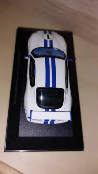 Maqueta Coche Maserati Trofeo Presentación