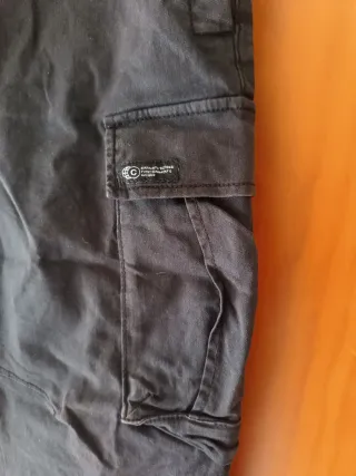 Pantalones Cargo Negro y Verde Militar