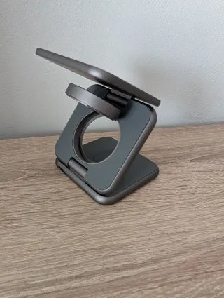 Caricatore pieghevole 3 in 1 Adam per iPhone Apple