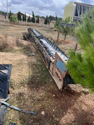 Machacadora de escombros fija.