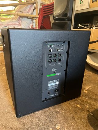 Mackie Thump 115s Subwoofer Autoamplificado
