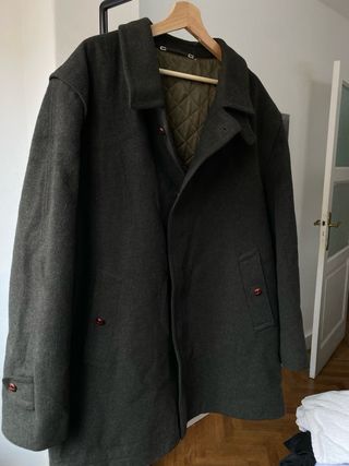 Abrigo verde acolchado