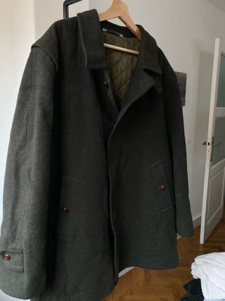 Abrigo verde acolchado