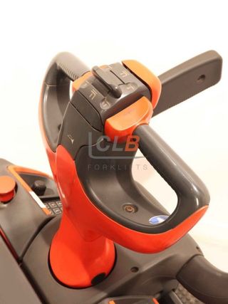 Ref. M-5833 Apilador Eléctrico con Plataforma LINDE L 14 APi / 1173