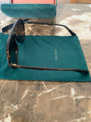 Gafas de Sol Gucci Negras y Verdes