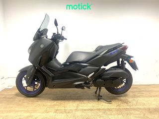 YAMAHA XMAX 125