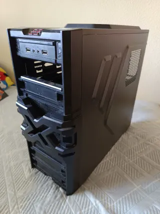 Caja PC Aerocool Strike X
