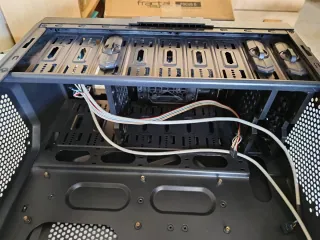 Caja PC Aerocool Strike X