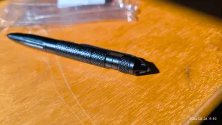 Bolígrafo Táctico Negro