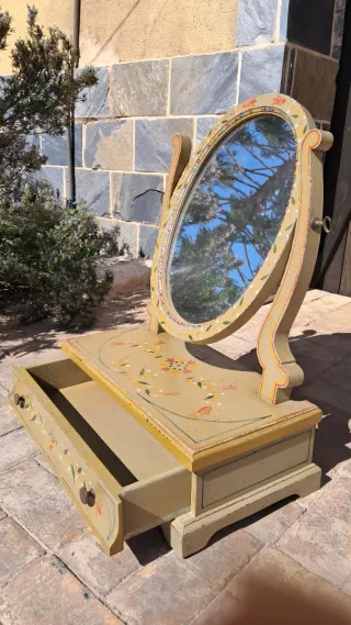 Tocador espejo ovalado madera mueble vintage