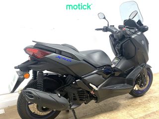 YAMAHA XMAX 125