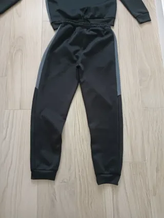 Conjunto McKenzie Negro Talla M