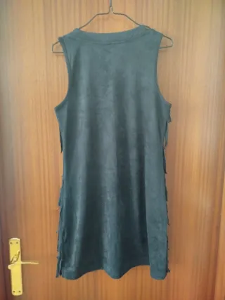 Vestido negro de flecos marca mero moda talla m